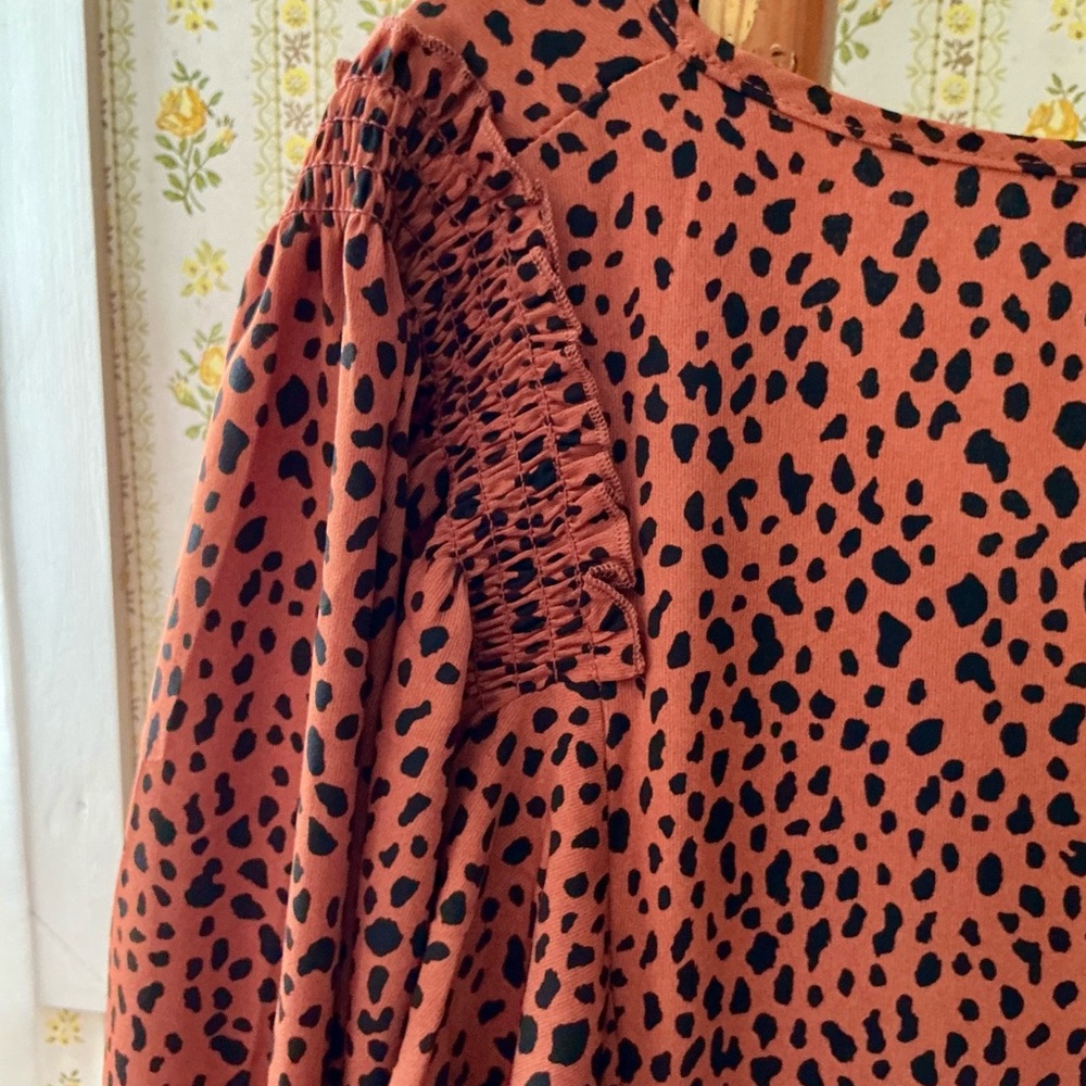 NWT Umgee Leopard Print V-Neck Blouse XL - Picture 4 of 5